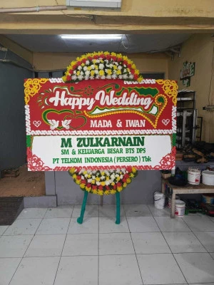 Papan Bunga di Curug Bitung
